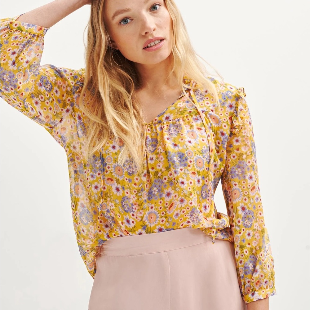 Amour Vert Camila Nouveau Silk Blouse